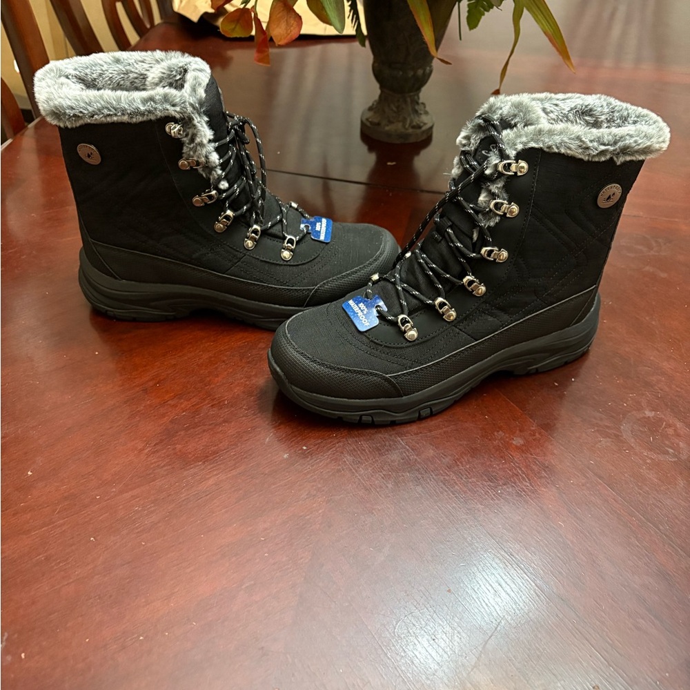 Skechers Women's Black Winter Boots with Faux Fur
